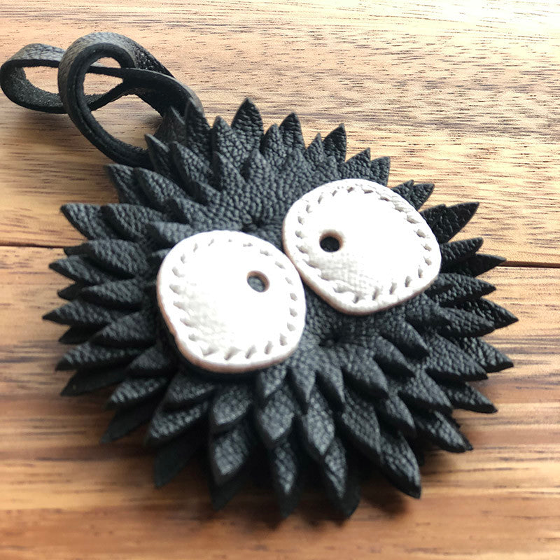 Customized shipping within 15 days Spirited Away Black Charcoal Briquettes Bag Keychain Pendant Genuine Leather Chain Jewelry Black Charcoal Briquettes Lanyard Style